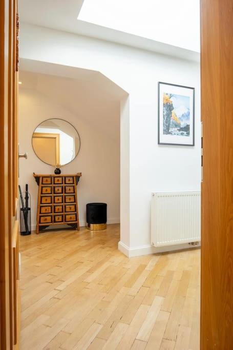 Dachgeschoss Traum In Gruenruhelage - 20 Minuten Ins Zentrum Apartment Wien